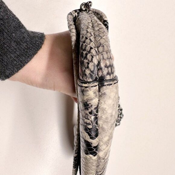 ORYANY Snake Reptile Print Leather Clutch Silver Chain Strap - Picture 6 of 7